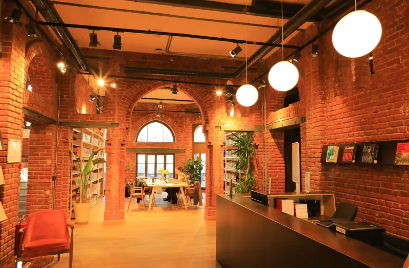 The Living Room Effect: How Boutique Hotels Are Designing Common Spaces That Actually Bring People Together